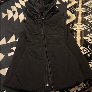 Lululemon another mile vest